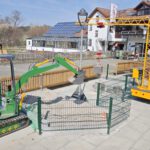 Bagger Bodo und Kran Berta